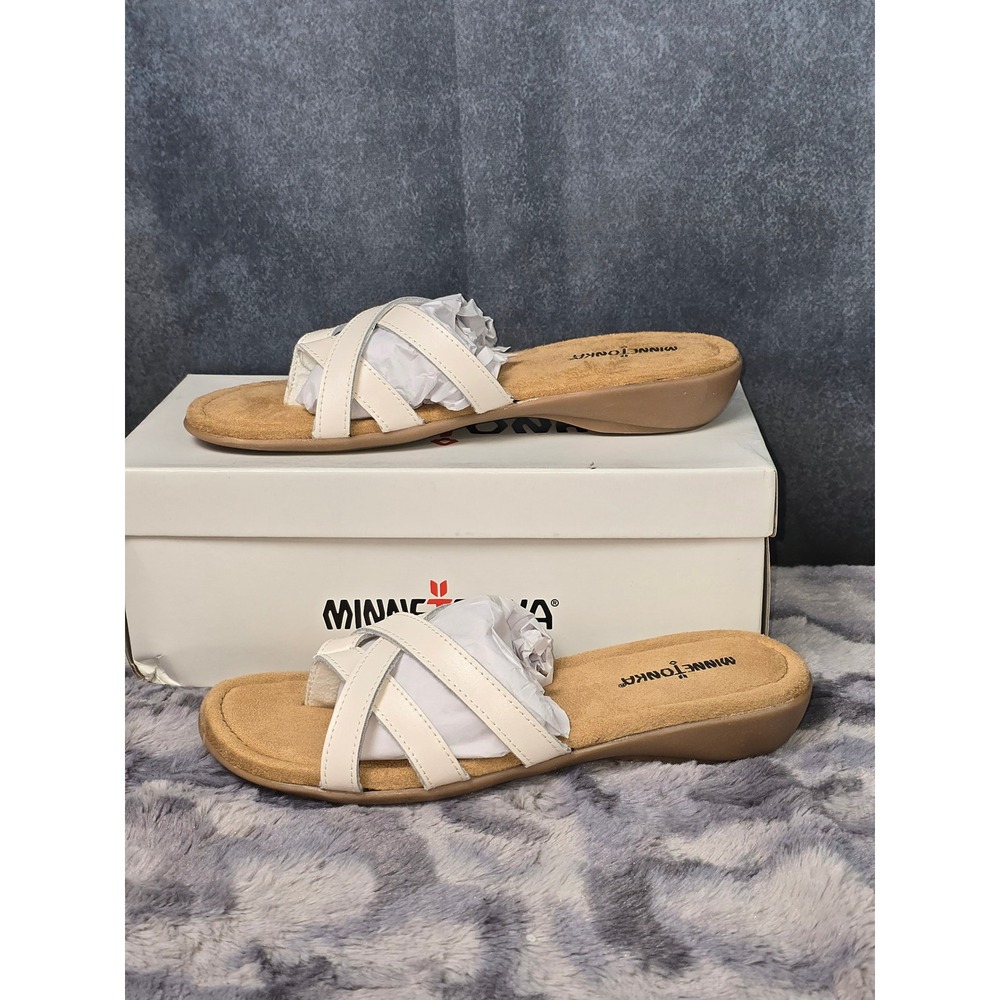 NWB Minnetonka Sunny Thong White Leather Crisscross Sandals Womens 9 Narrow